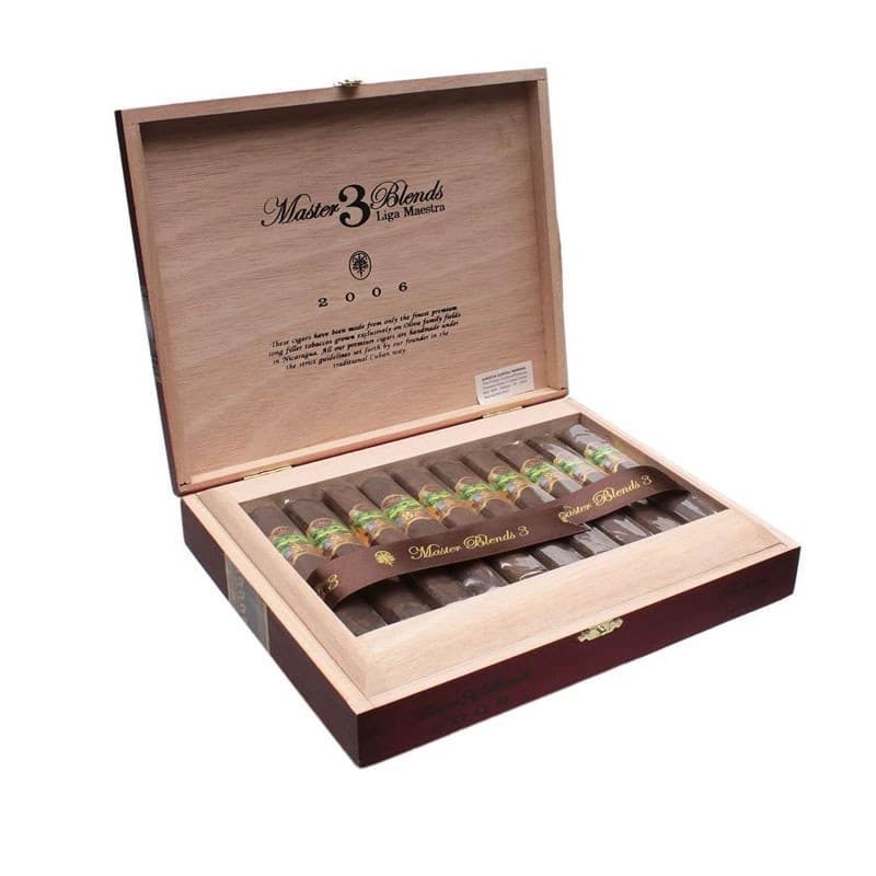 Oliva Master Blend III Robusto