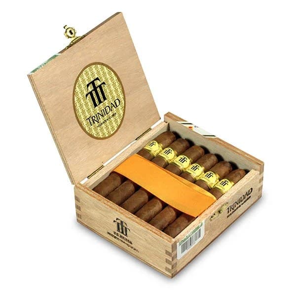 TRINIDAD REYES 12s